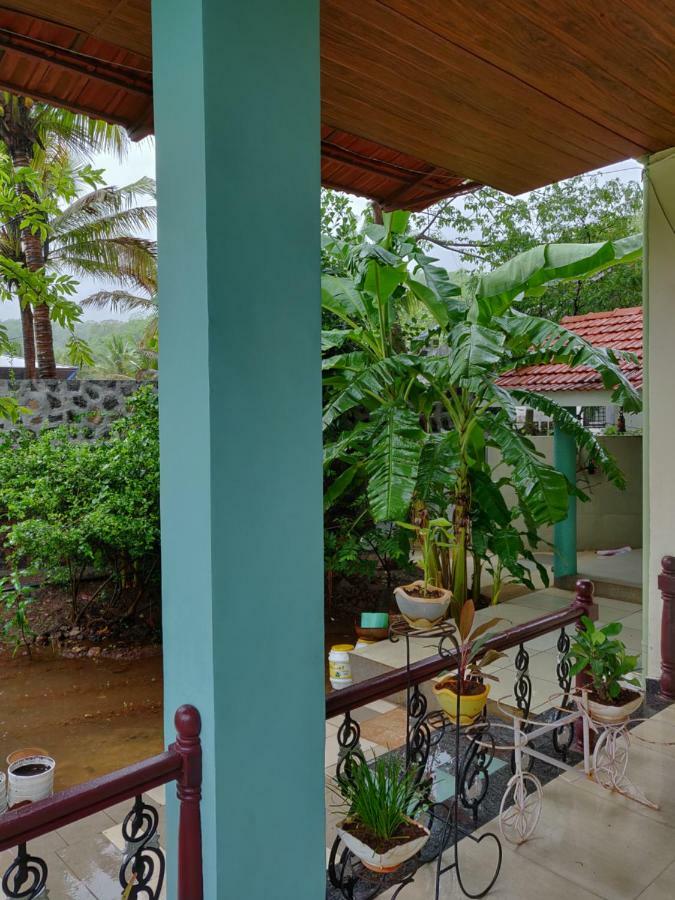 Rutu Enclave Bed & Breakfast มูรุด ภายนอก รูปภาพ